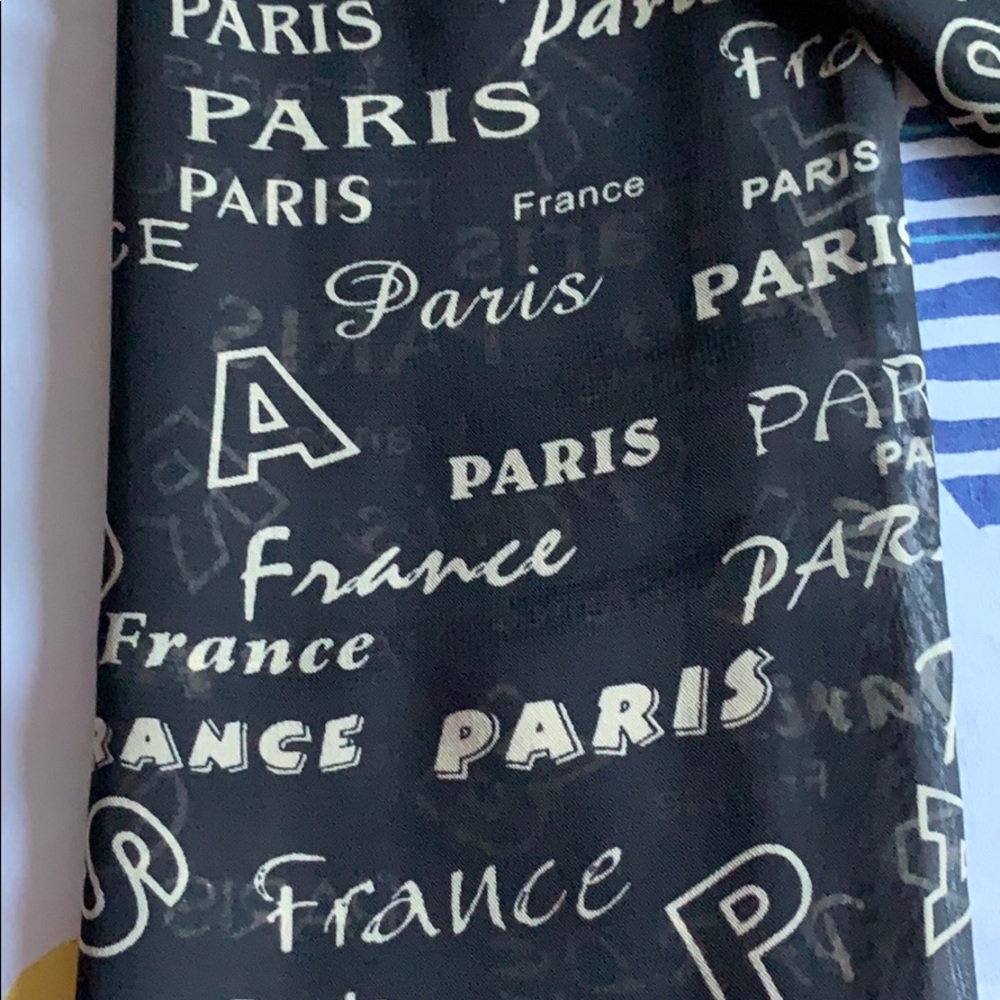 Paris Scarf - Picture 2 of 2